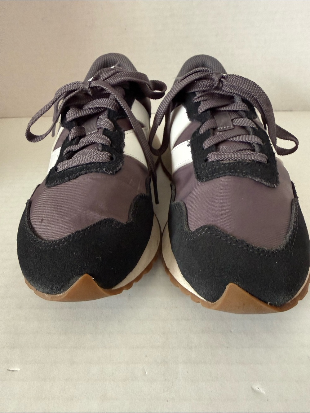 New Balance 237 Sneakers in Gray and White - Picture 5 of 5